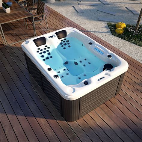 h&h hot tubs.